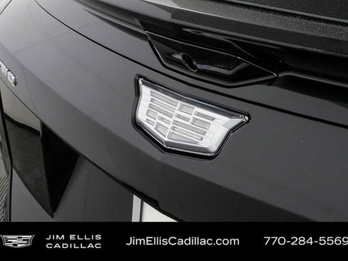 New 2026 Cadillac Optiq Sport 2 image 37