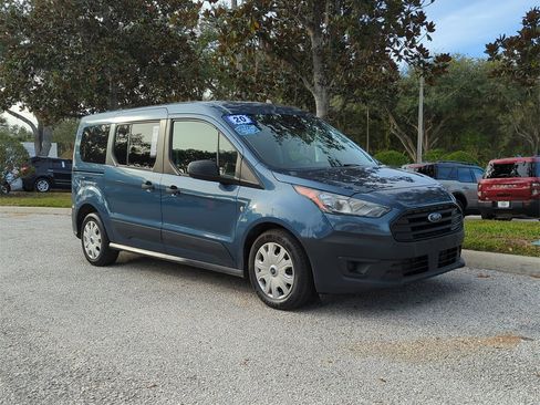 Certified 2020 Ford Transit Connect XL image 2