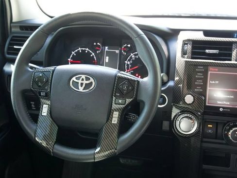 Used 2022 Toyota 4Runner SR5 Premium w/ Moonroof Package AWD/4WD image 14