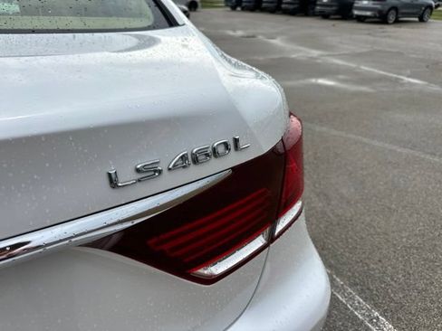 Used 2017 Lexus LS 460 L RWD image 8