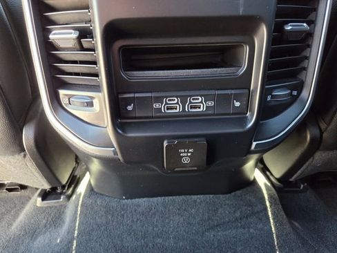 Certified 2022 RAM 1500 Laramie AWD/4WD image 17