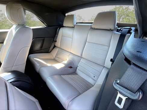 Used 2013 Ford Mustang Premium w/ Comfort Pkg image 26