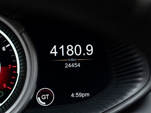 Used 2020 Aston Martin DB11 Volante RWD image 24