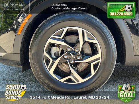Used 2025 Kia Sportage LX FWD image 5