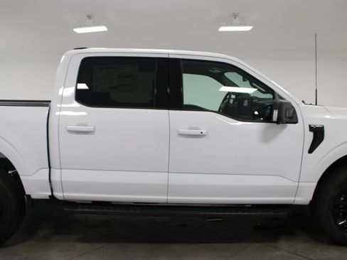 New 2026 Ford F150 XLT w/ Equipment Group 302A MID AWD/4WD image 11
