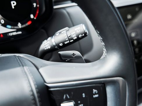 Used 2025 Land Rover Range Rover SE AWD/4WD image 57