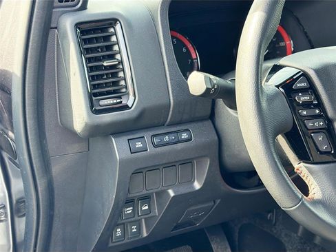 Used 2024 Nissan Frontier PRO-4X w/ Off-Road Protection Package image 10