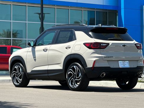 New 2026 Chevrolet TrailBlazer RS w/ Driver Confidence Package FWD image 6
