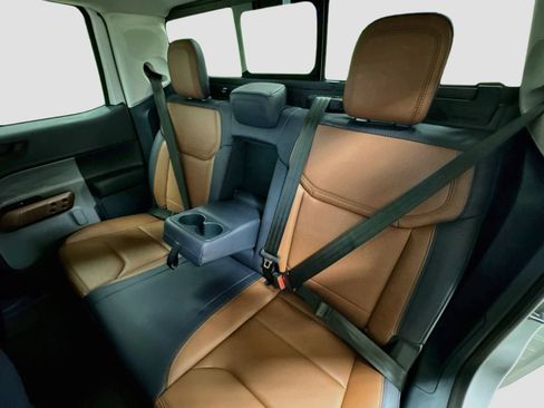 Used 2024 Ford Maverick Lariat FWD image 25