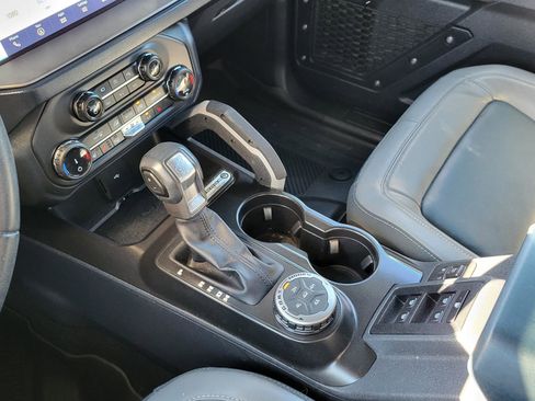 Used 2022 Ford Bronco Outer Banks w/ Sasquatch Package image 30