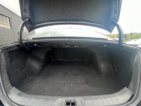 Used 2023 Nissan Altima 2.5 S FWD image 15