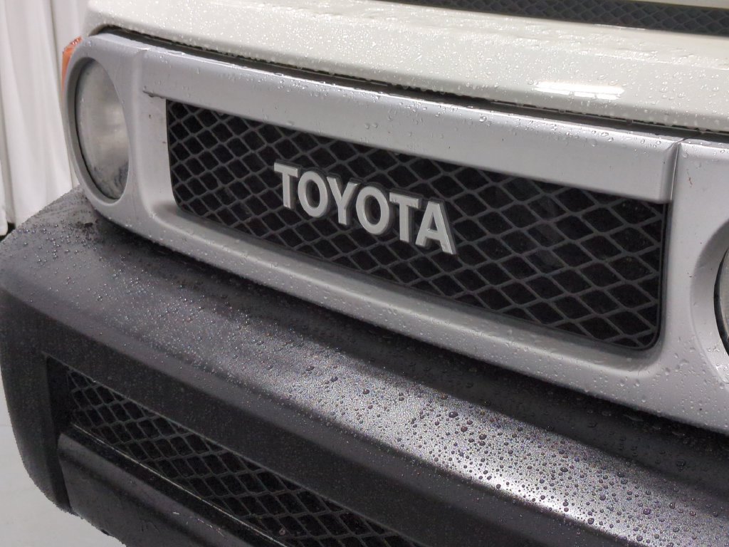 Used 2013 Toyota FJ Cruiser 4WD image 12