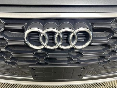 Used 2022 Audi Q5 2.0T Premium image 9