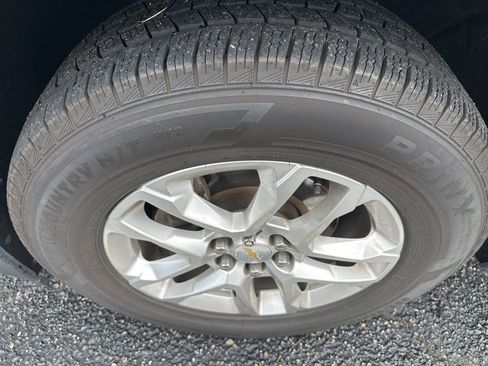 Used 2019 Chevrolet Traverse LS image 3