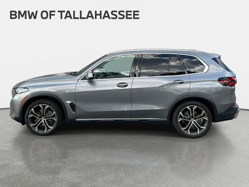 Used 2024 BMW X5 xDrive40i w/ Premium Package AWD/4WD image 8