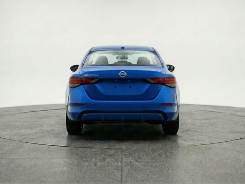 Used 2025 Nissan Sentra SV FWD image 7
