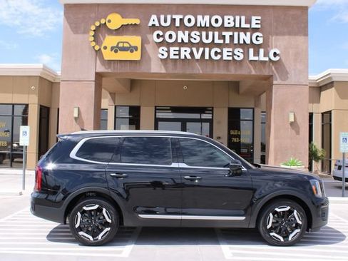 Used 2025 Kia Telluride S AWD/4WD image 9