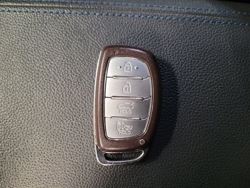 Used 2019 Hyundai Sonata Limited w/ Cargo Package FWD image 32