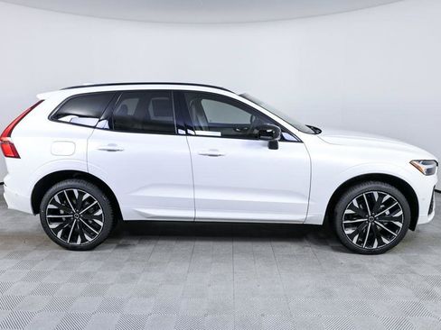 Used 2026 Volvo XC60 B5 Ultra w/ Protection Package Premier AWD/4WD image 27