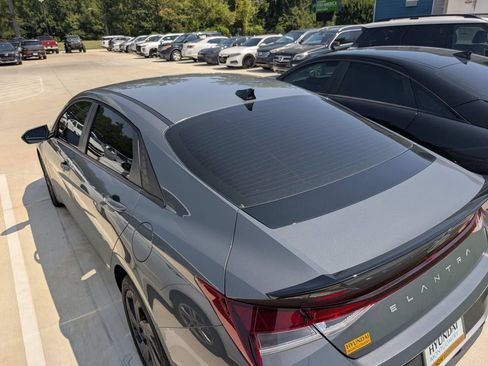 Used 2023 Genesis GV80 3.5T w/ Prestige Package AWD/4WD image 14