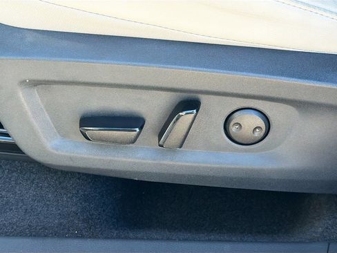 Used 2025 Nissan Murano SL w/ Cargo Package image 24