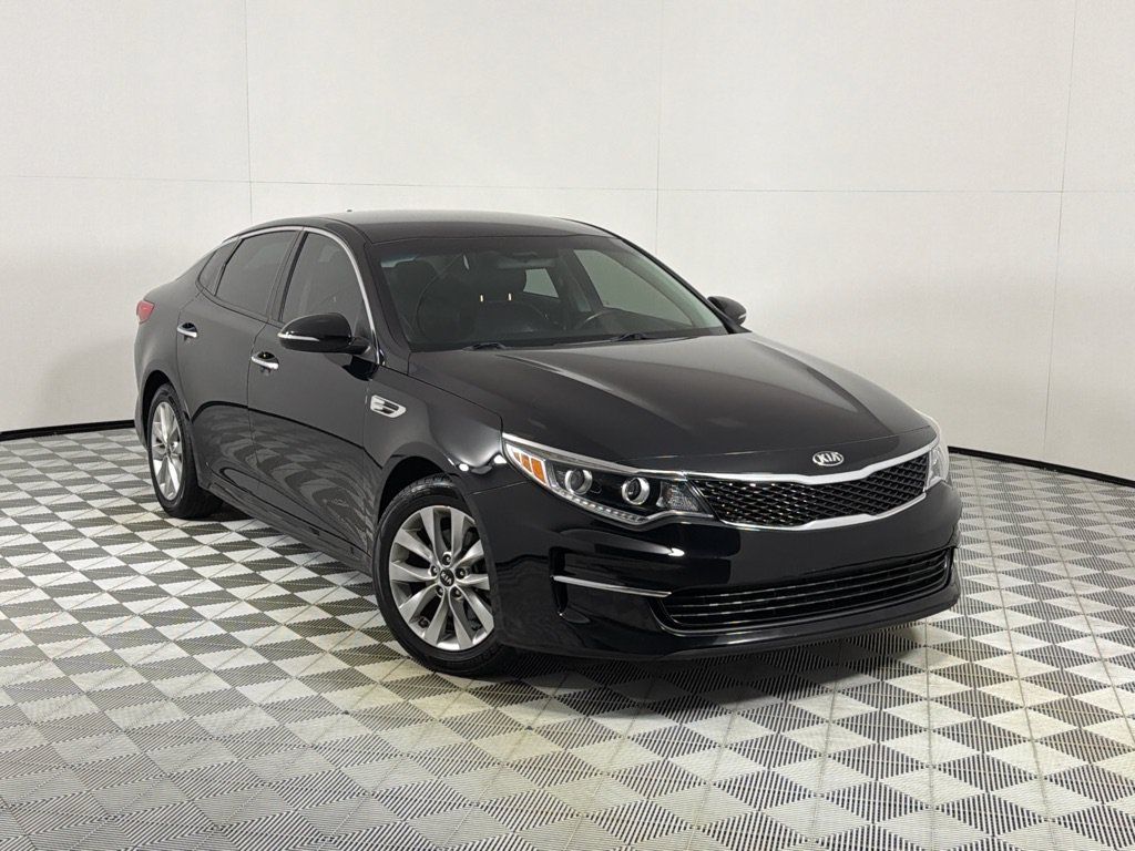 Used 2016 Kia Optima EX FWD image 2