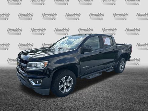 Used 2017 Chevrolet Colorado Z71 AWD/4WD image 5