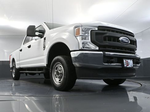 Used 2021 Ford F250 XL w/ Power Equipment Group AWD/4WD image 50
