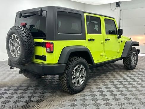 Used 2016 Jeep Wrangler Unlimited Rubicon w/ Connectivity Group image 5