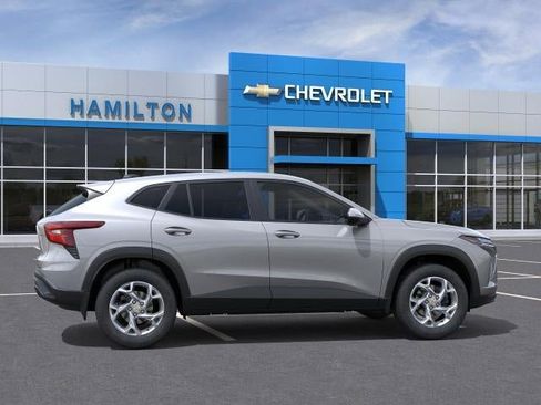 New 2026 Chevrolet Trax LS FWD image 5