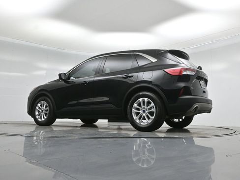 Certified 2022 Ford Escape SE image 48