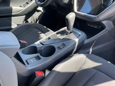 Used 2025 Subaru Crosstrek 2.5i Premium AWD/4WD image 18