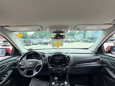Used 2018 Chevrolet Traverse LT w/ LPO, Floor Liner Package AWD/4WD image 12