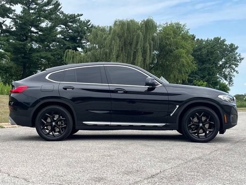 Used 2024 BMW X4 xDrive30i w/ Parking Assistance Package AWD/4WD image 8