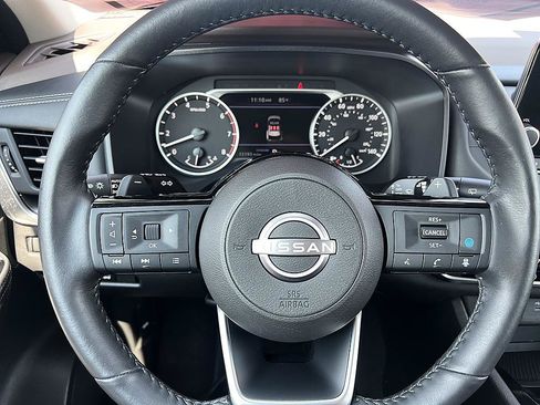 Certified 2023 Nissan Rogue SV w/ SV Premium B Package FWD image 23