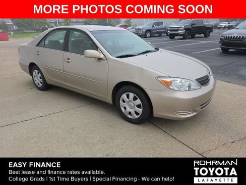 Used 2004 Toyota Camry LE FWD image 3