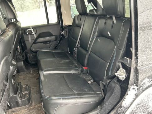 Used 2022 Jeep Wrangler Unlimited Rubicon 4xe w/ Cold Weather Group image 8