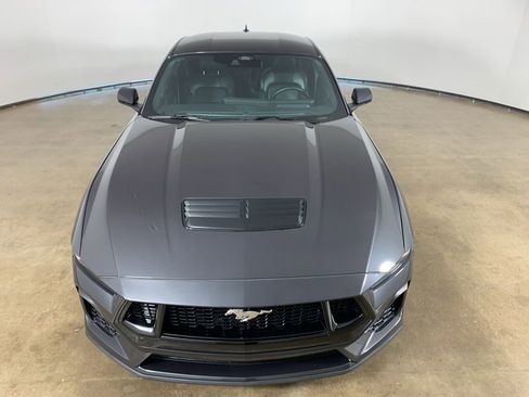 Used 2024 Ford Mustang GT Premium image 4