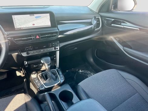 Certified 2024 Kia Seltos X-Line AWD/4WD image 23