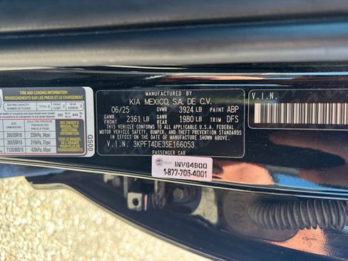 Used 2025 Kia K4 LXS image 20