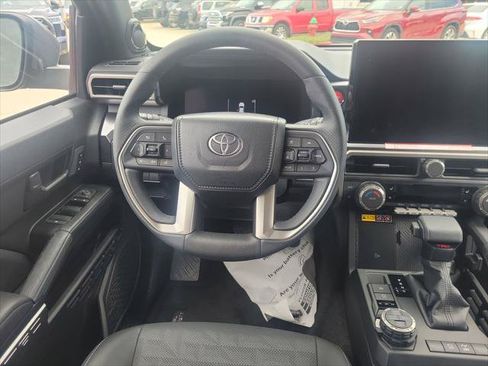 Certified 2026 Toyota 4Runner TRD Off-Road Premium AWD/4WD image 16