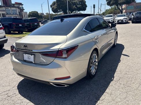 Certified 2021 Lexus ES 350 Ultra Luxury w/ Accessory Package 2 FWD image 5