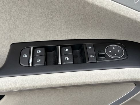 Certified 2024 Kia Soul LX w/ Option Group 015 FWD image 16