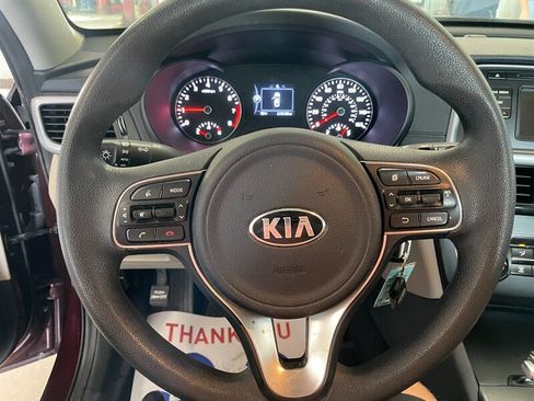 Used 2016 Kia Optima LX FWD image 9
