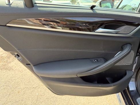 Used 2019 BMW M550i xDrive w/ Premium Package 2 image 28