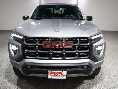 Used 2024 GMC Canyon AT4 w/ Canyon Safety Plus Package AWD/4WD image 4