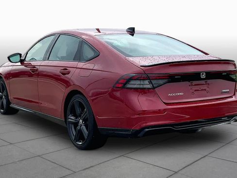 Used 2025 Honda Accord Sport image 12