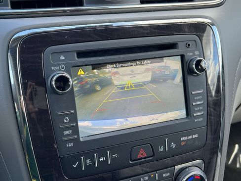 Used 2017 Buick Enclave Leather image 20