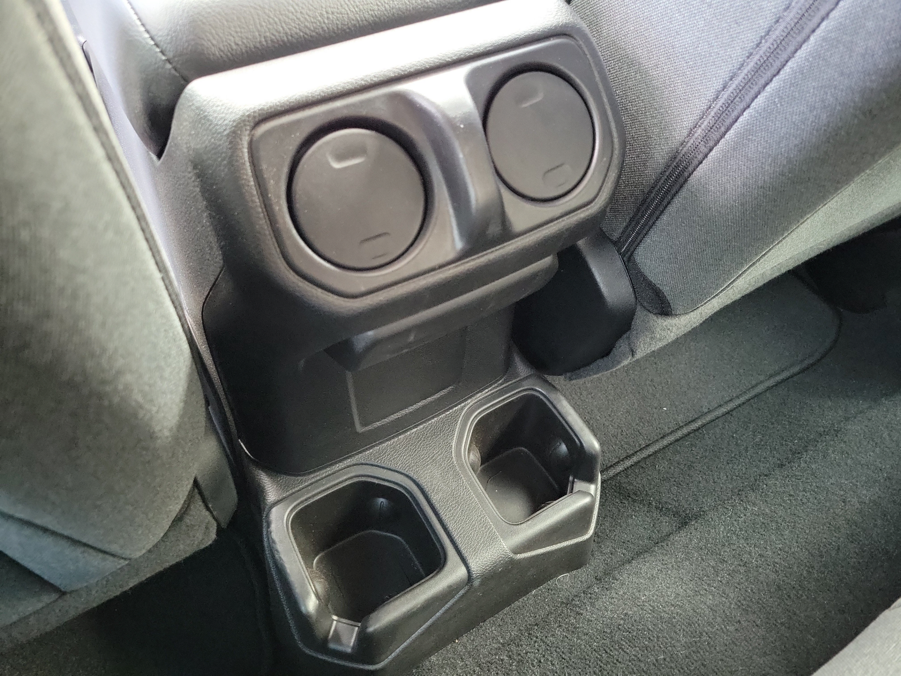 Certified 2024 Jeep Wrangler Sport AWD/4WD image 12