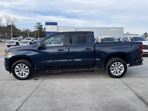 Used 2022 Chevrolet Silverado 1500 Custom image 9